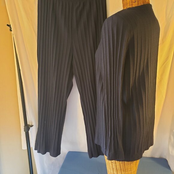 Weekender's Pleated Suit Set - Blue - Size S/P - Picture 2 of 4